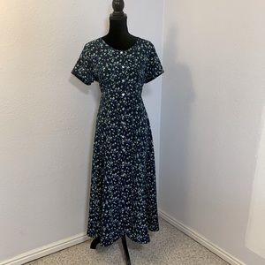 Scoop-Neck Button Front Floral Maxi Dress, Size L